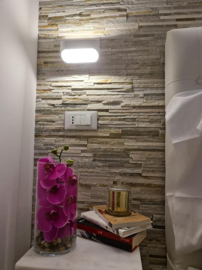 Soni Apartment ลาสเปเซีย ภายนอก รูปภาพ